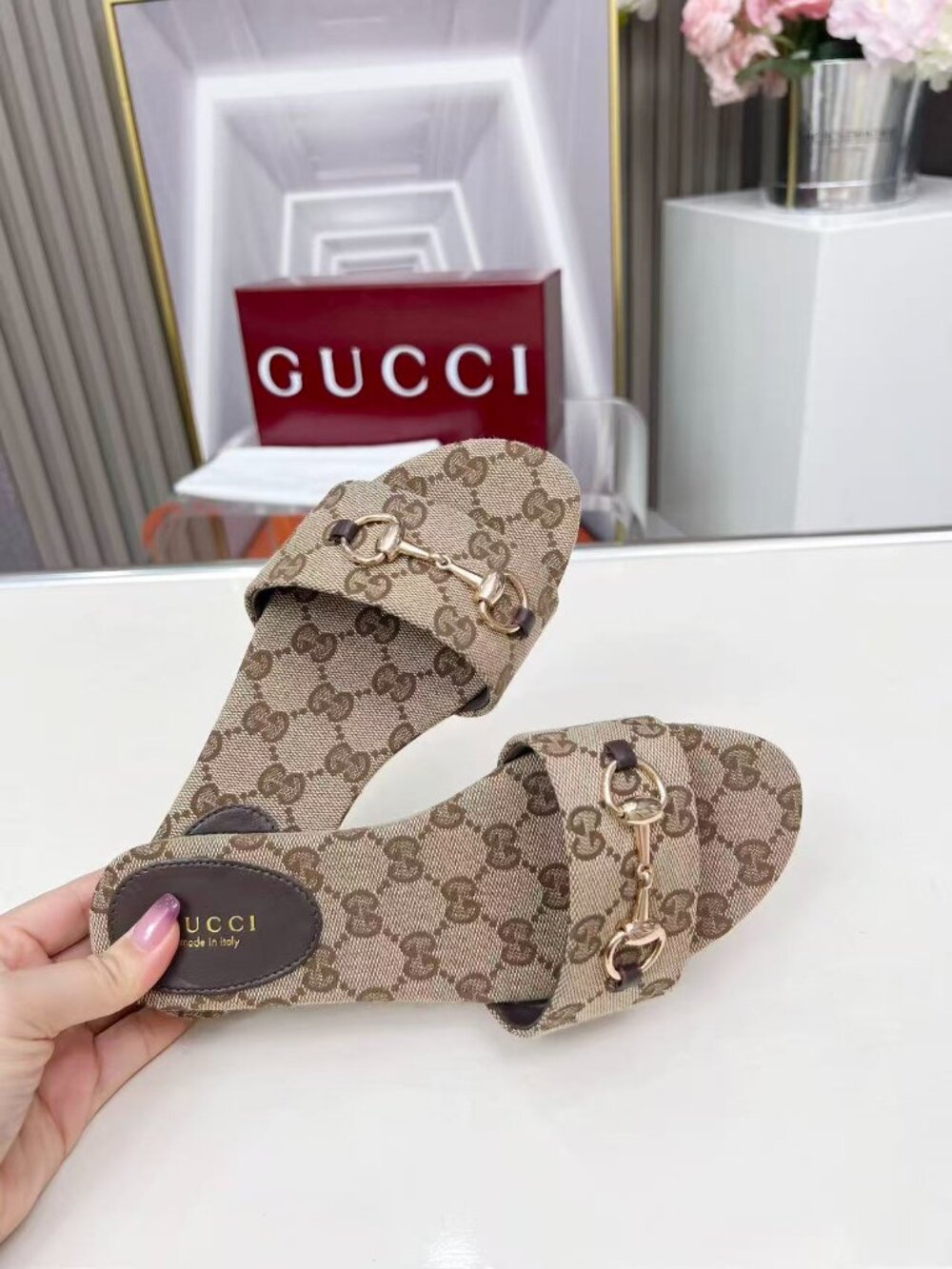 Gucci Sandals With Box - Picture 4 of 6